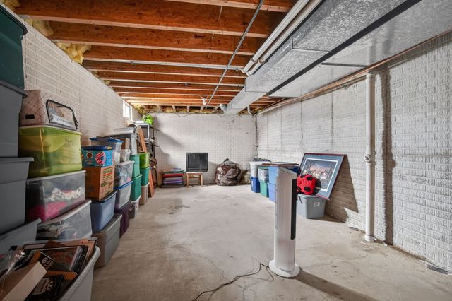 4009 NW 2nd Place, Ankeny, IA 50023