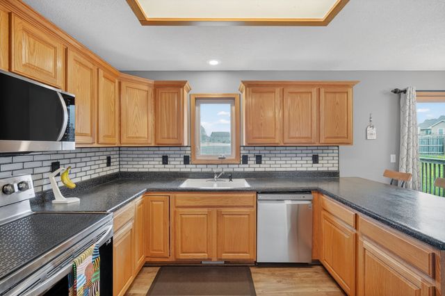 4009 NW 2nd Place, Ankeny, IA 50023