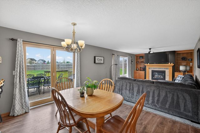 4009 NW 2nd Place, Ankeny, IA 50023