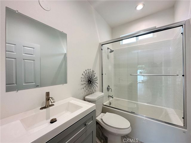 2418 Thorn Place A, Fullerton, CA 92835