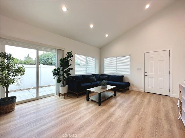 2418 Thorn Place A, Fullerton, CA 92835