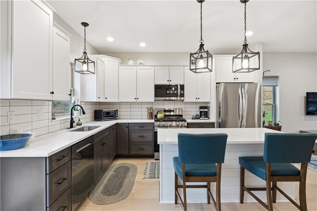 2388 Ridge Road Ext, Economy, PA 15003