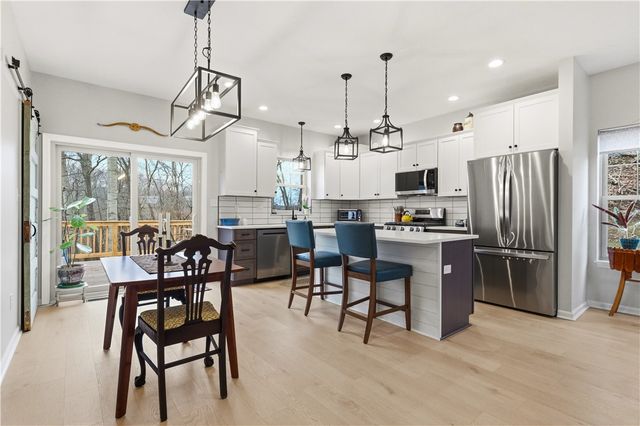 2388 Ridge Road Ext, Economy, PA 15003