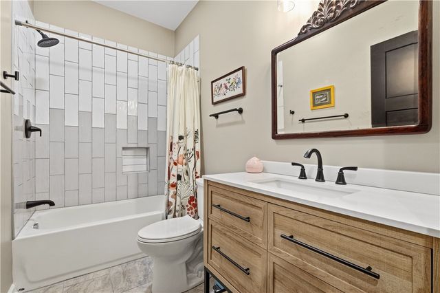 2388 Ridge Road Ext, Economy, PA 15003