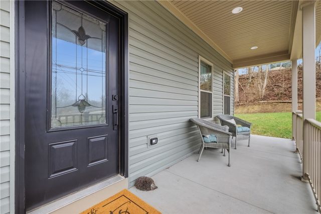 2388 Ridge Road Ext, Economy, PA 15003