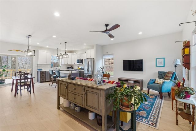 2388 Ridge Road Ext, Economy, PA 15003