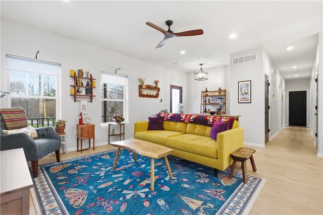 2388 Ridge Road Ext, Economy, PA 15003