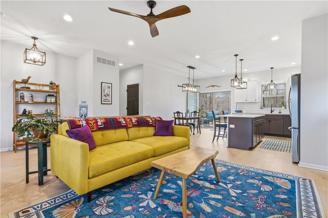 2388 Ridge Road Ext, Economy, PA 15003