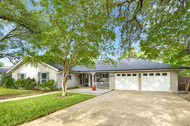 2004 Creekview DR, Round Rock, TX 78681