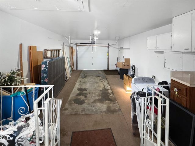 301 15th Avenue SW, Minot, ND 58701