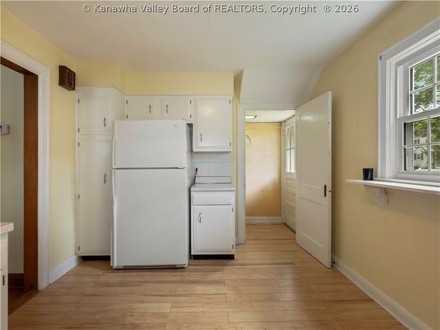 306 Monroe Street, South Charleston, WV 25303