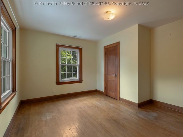 306 Monroe Street, South Charleston, WV 25303