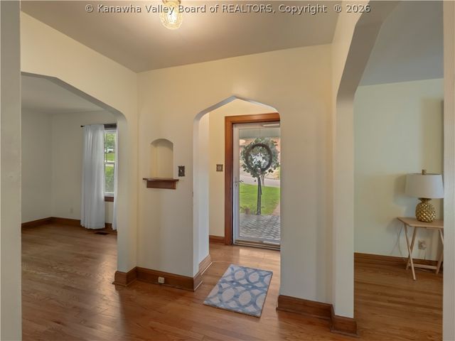 306 Monroe Street, South Charleston, WV 25303