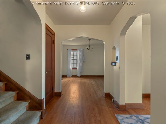 306 Monroe Street, South Charleston, WV 25303