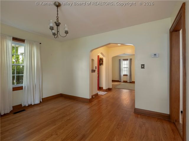 306 Monroe Street, South Charleston, WV 25303