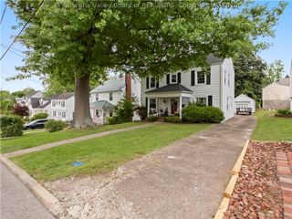 306 Monroe Street, South Charleston, WV 25303