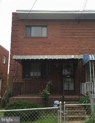 5826 EASTERN AVE NE, Washington, DC 20011