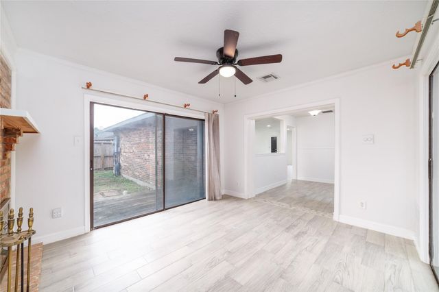 10830 Sela Lane, Houston, TX 77072