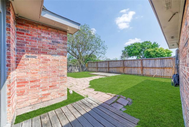 10830 Sela Lane, Houston, TX 77072