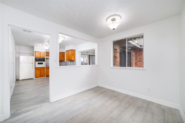 10830 Sela Lane, Houston, TX 77072