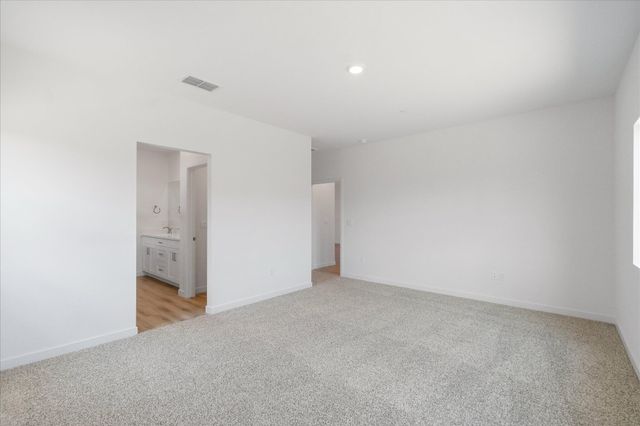 903 Katmai Place, Redding, CA 96001