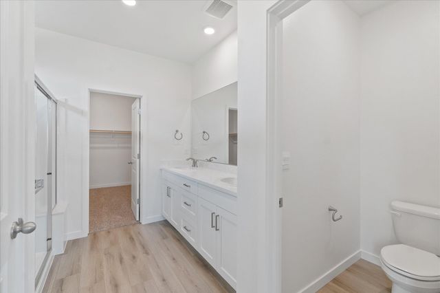 903 Katmai Place, Redding, CA 96001