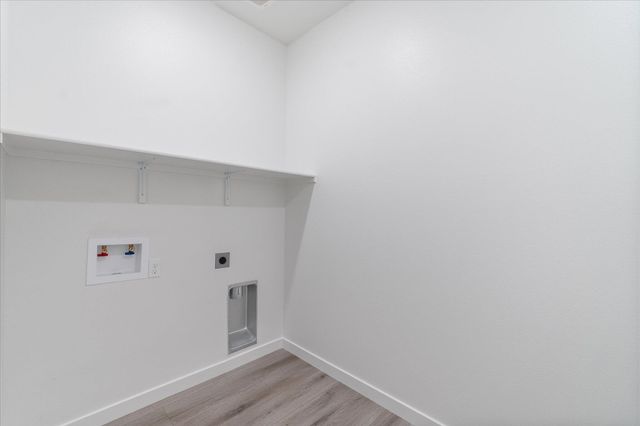 903 Katmai Place, Redding, CA 96001