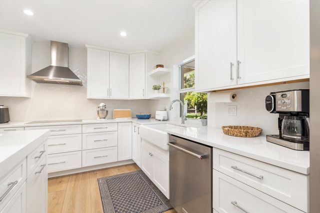 8609 Kelso Drive, Palm Beach Gardens, FL 33418