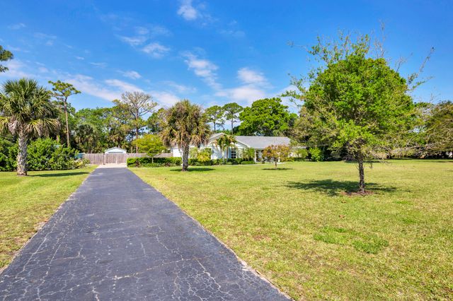 8609 Kelso Drive, Palm Beach Gardens, FL 33418