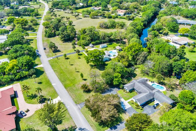 8609 Kelso Drive, Palm Beach Gardens, FL 33418