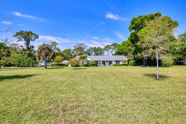 8609 Kelso Drive, Palm Beach Gardens, FL 33418