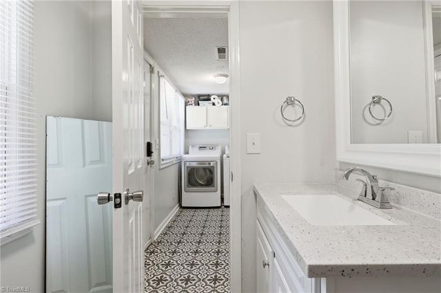 2204 Rawson Street, Winston-salem, NC 27127