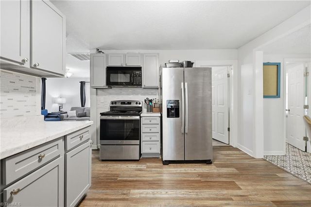 2204 Rawson Street, Winston-salem, NC 27127