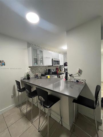 8075 NW 7th Street 109, Miami, FL 33126