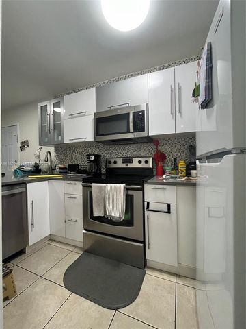 8075 NW 7th Street 109, Miami, FL 33126