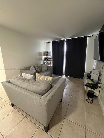 8075 NW 7th Street 109, Miami, FL 33126
