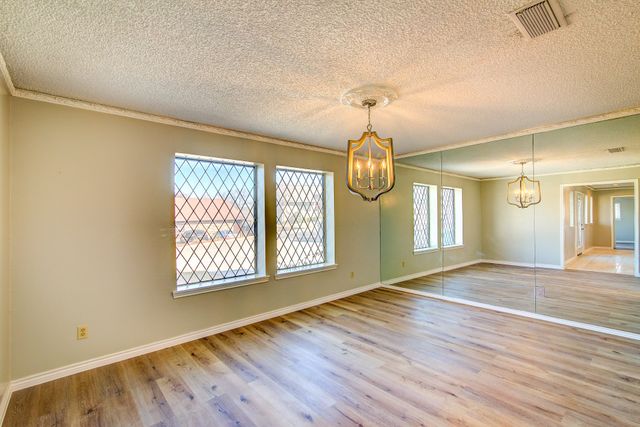 225 Sovereign Court, Rockwall, TX 75032