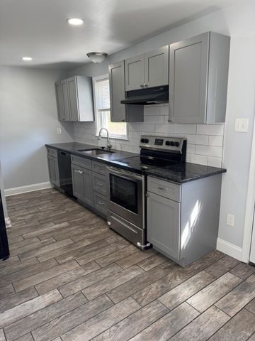 131 1ST AVE, Broomall, PA 19008