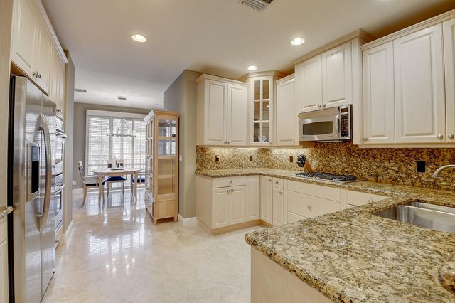 5645 NE Trieste Way, Boca Raton, FL 33487