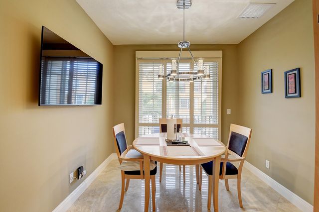 5645 NE Trieste Way, Boca Raton, FL 33487