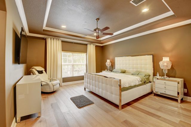 5645 NE Trieste Way, Boca Raton, FL 33487