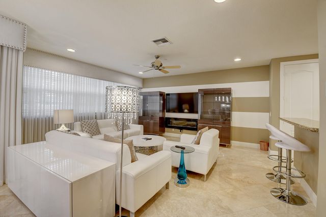 5645 NE Trieste Way, Boca Raton, FL 33487