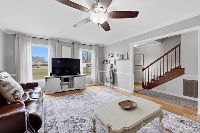 310 Palmer Circle, Rockwell, NC 28138