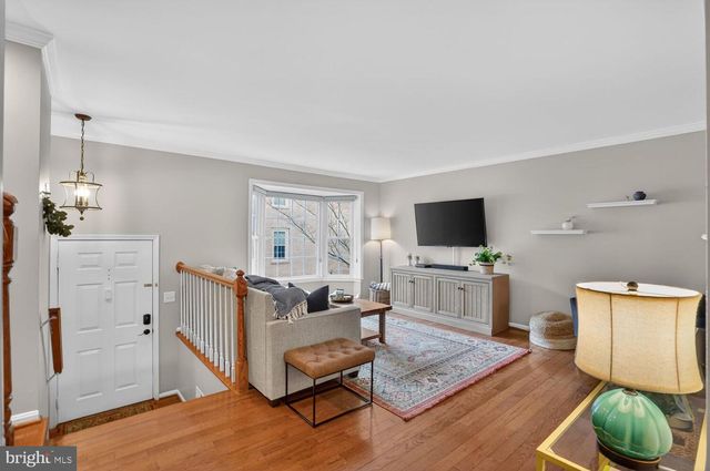 4830 TREASURE CT, Fairfax, VA 22032