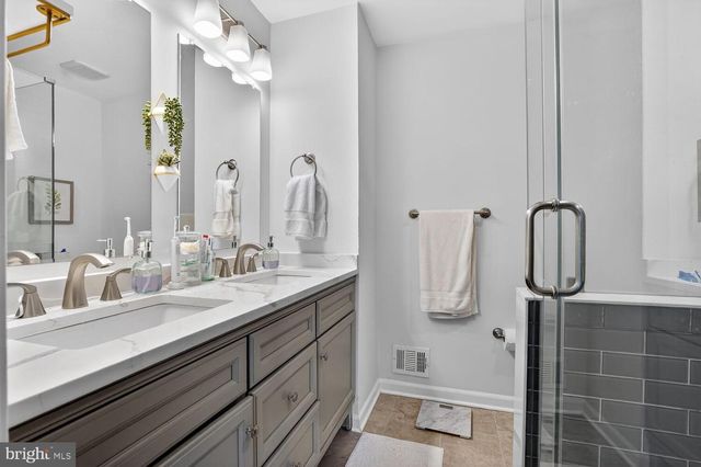 4830 TREASURE CT, Fairfax, VA 22032