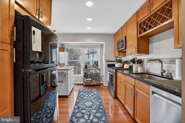 4830 TREASURE CT, Fairfax, VA 22032