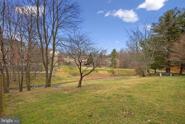 4830 TREASURE CT, Fairfax, VA 22032