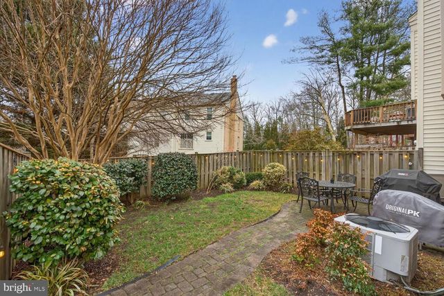 4830 TREASURE CT, Fairfax, VA 22032