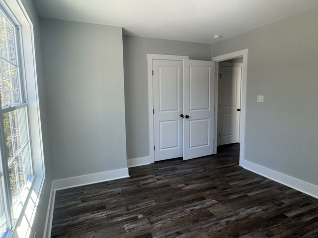 954 Greenwood Ave, Clarksville, TN 37040