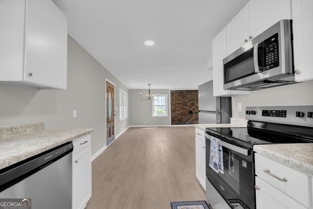 348 Knottywood Drive, Lavonia, GA 30553